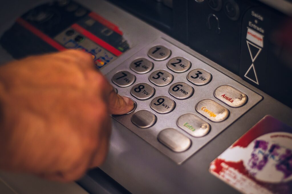 Pay squeeze deepens despite low unemployment