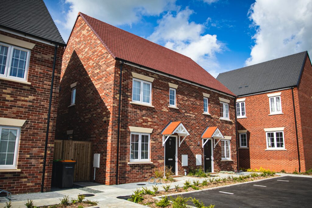 Value of new homes drops by £5bn, research says