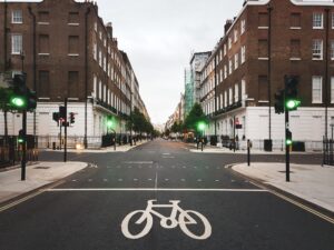 Feature: Concrete conurbations versus connected communities