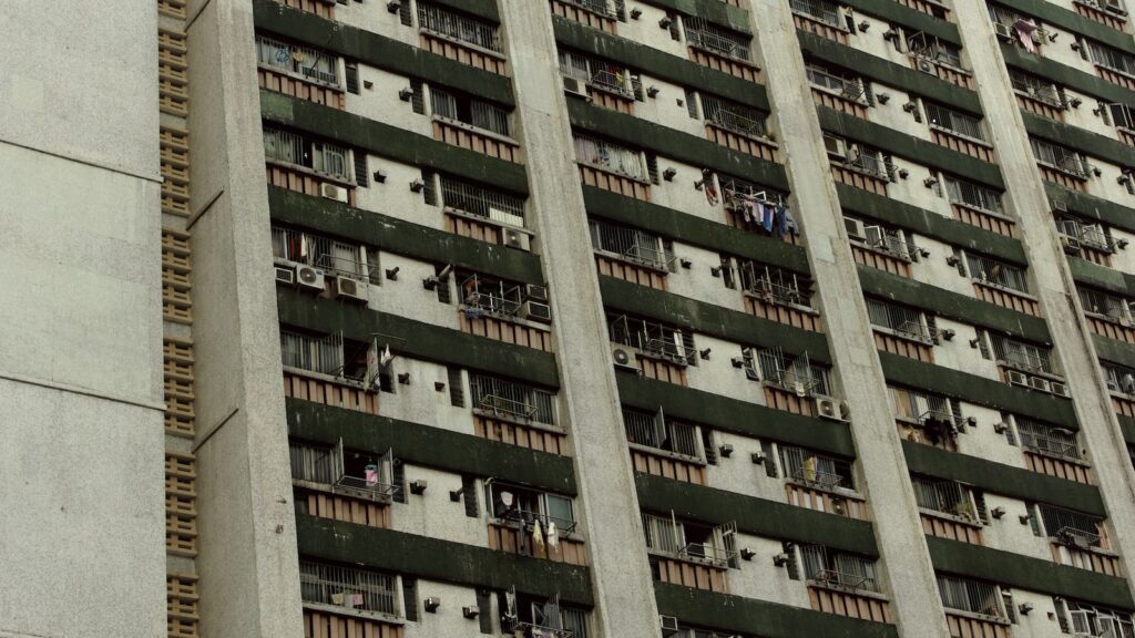 Government announces plans to rein in social housing rent rises